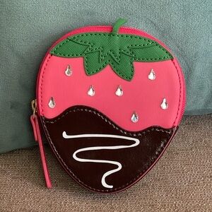 *RARE* Kate Spade Crème de la Crème Strawberry Coin Purse